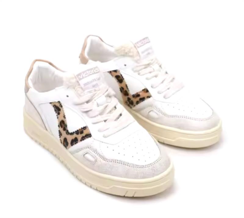 Deportivo VICTORIA modelo 1257124 ANIMAL PRINT